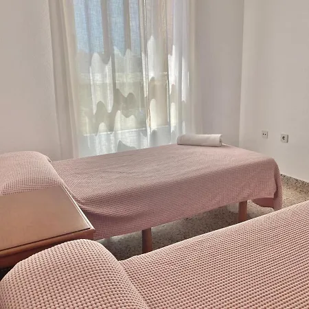 Atenas Piscina 4 Pax, Inmobiliaria Leo Playa De San Juan Apartamento *